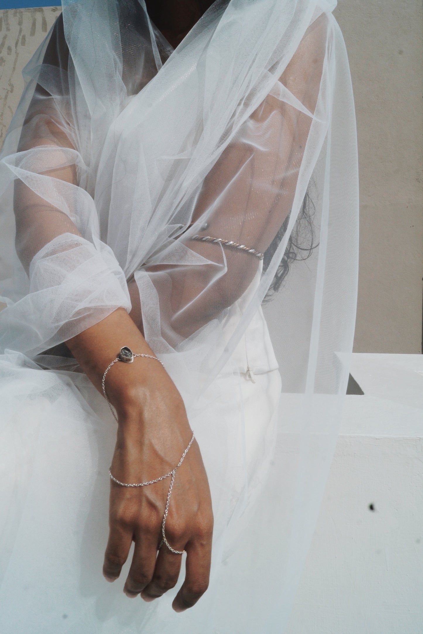 HANDCHAIN | Divine